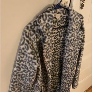 White Snow Leopard print jacket / coat